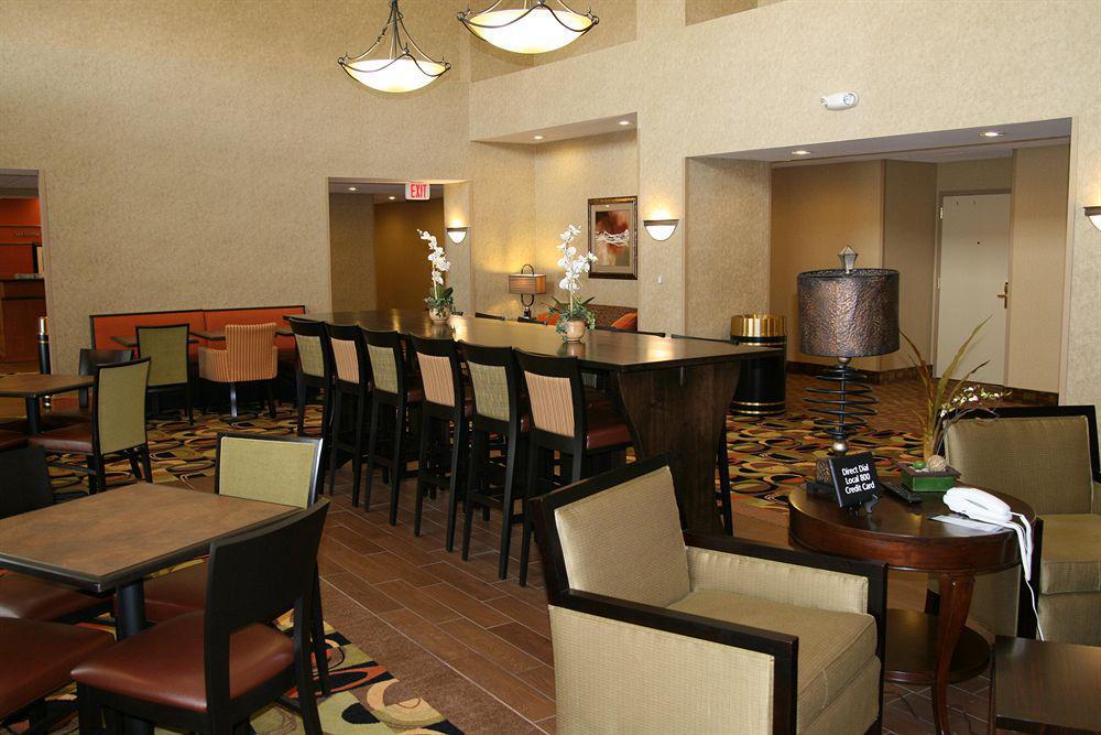 Hotel Hampton &