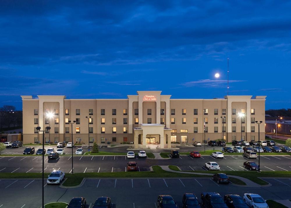 Hampton & Hotel Cedar Rapids